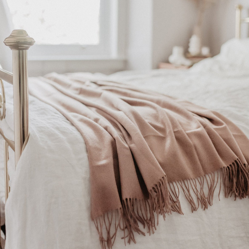 Luxurious Pure 100% Lambswool Blanket - Blush - 20% OFF