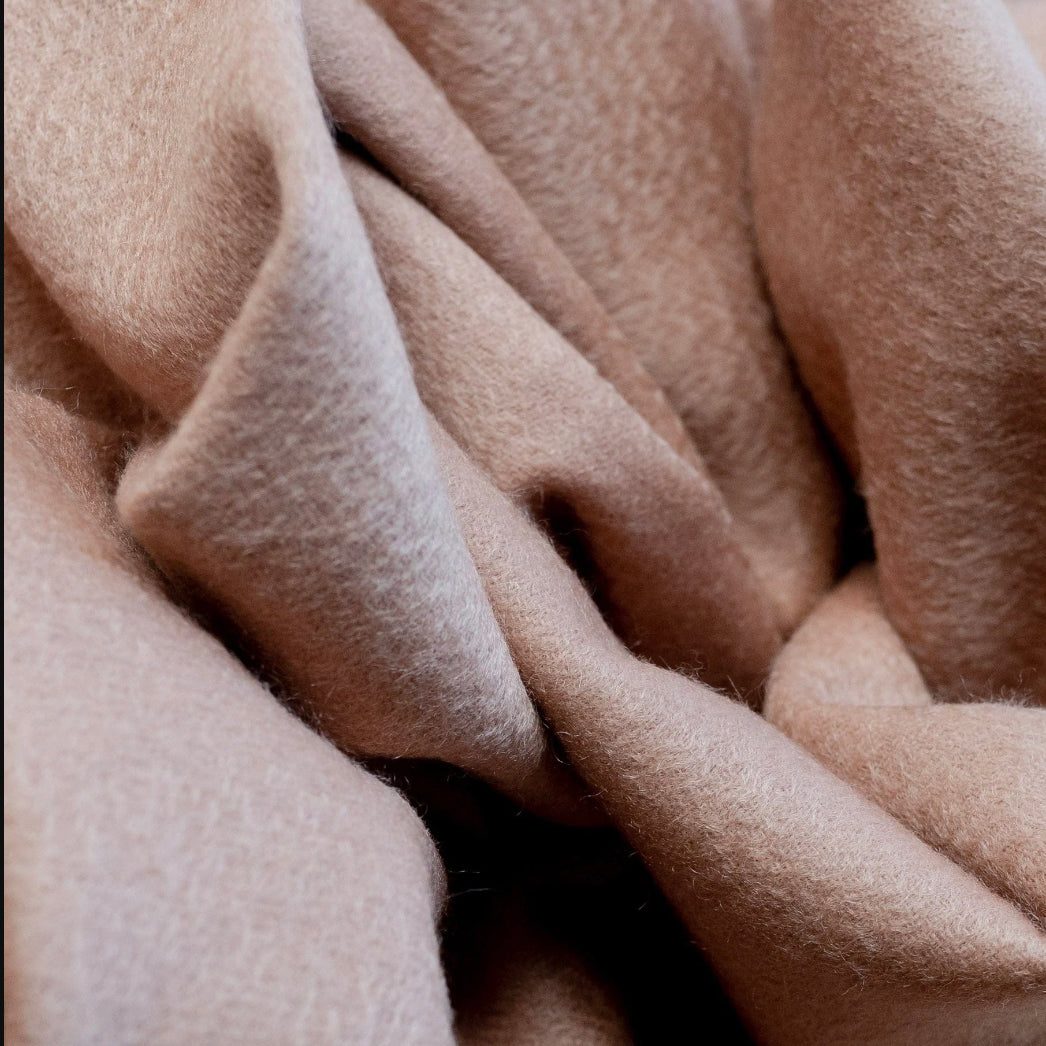 100% Pure Cashmere Knee Blanket - Blush