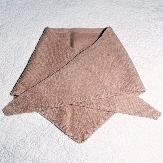 Triangle Wool Scarf - Pink